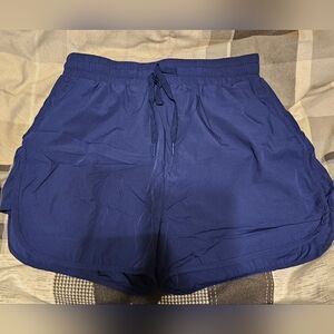 Buffbunny Navy Blue FLO SHORTS MED. nwot